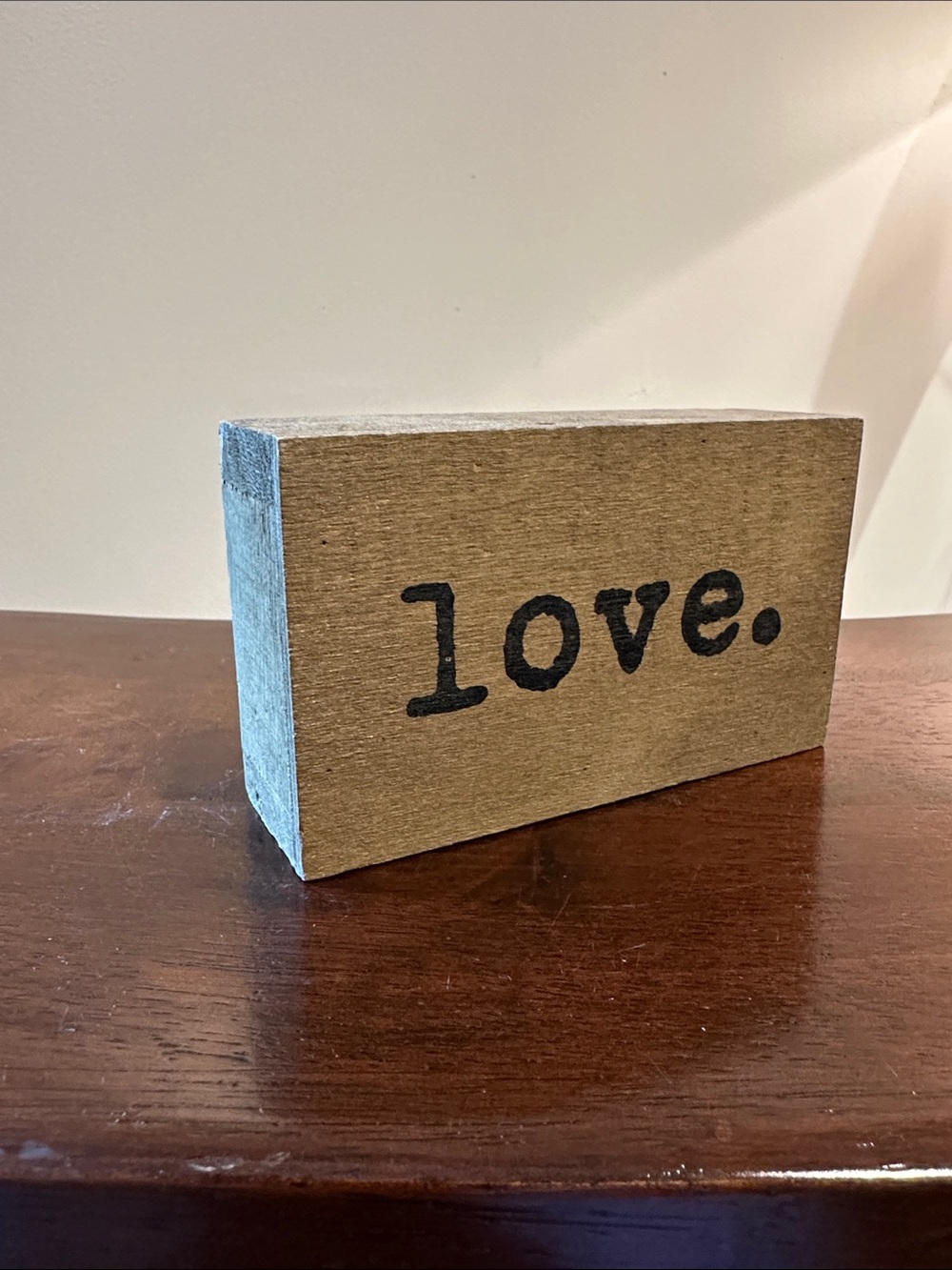 Wooden Love sign • good reminder🤎